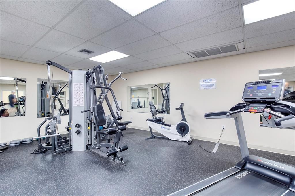 For Sale: $360,000 (2 beds, 2 baths, 1225 Square Feet)