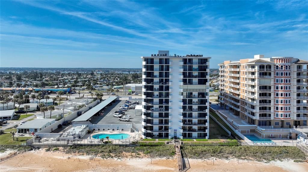 For Sale: $360,000 (2 beds, 2 baths, 1225 Square Feet)