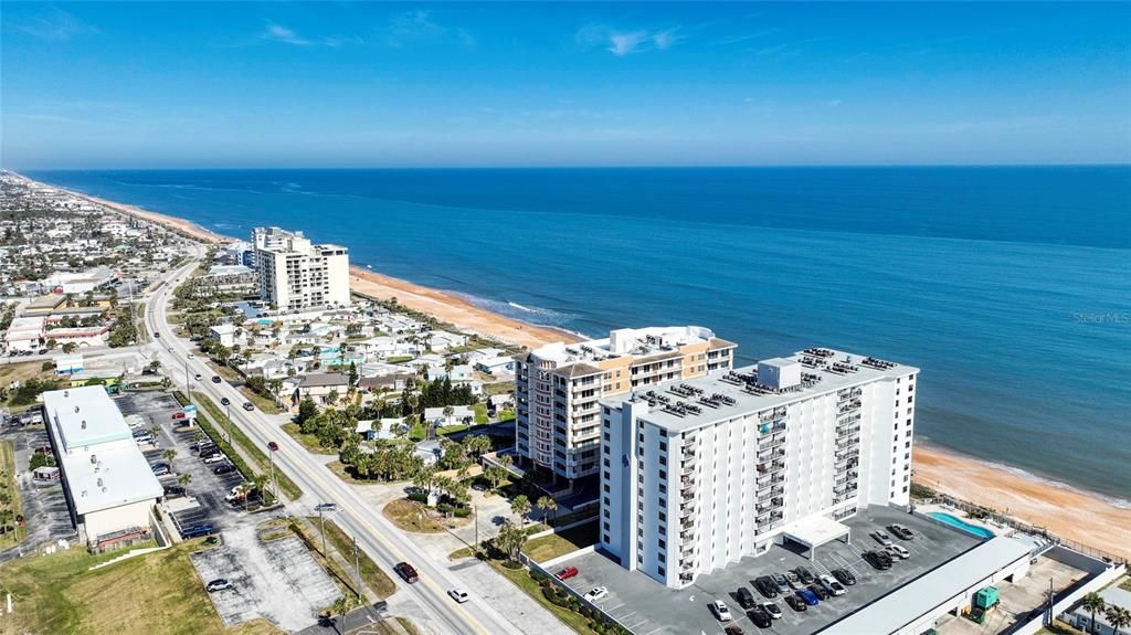 For Sale: $360,000 (2 beds, 2 baths, 1225 Square Feet)