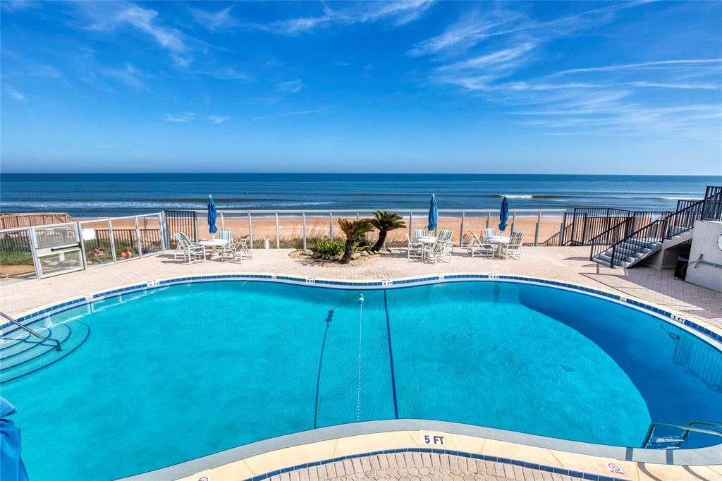 For Sale: $360,000 (2 beds, 2 baths, 1225 Square Feet)