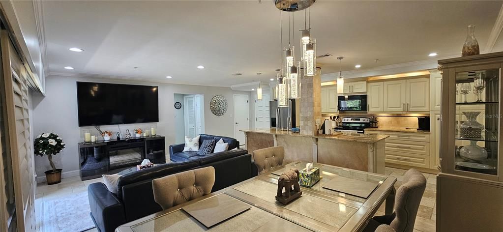 В аренду: $3,950 (2 спален, 2 ванн, 1210 Квадратных фут)
