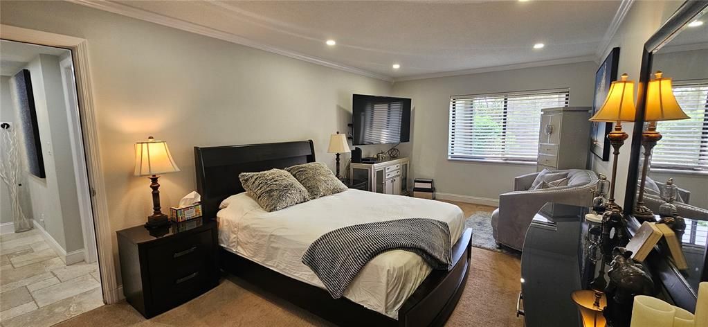 В аренду: $3,950 (2 спален, 2 ванн, 1210 Квадратных фут)