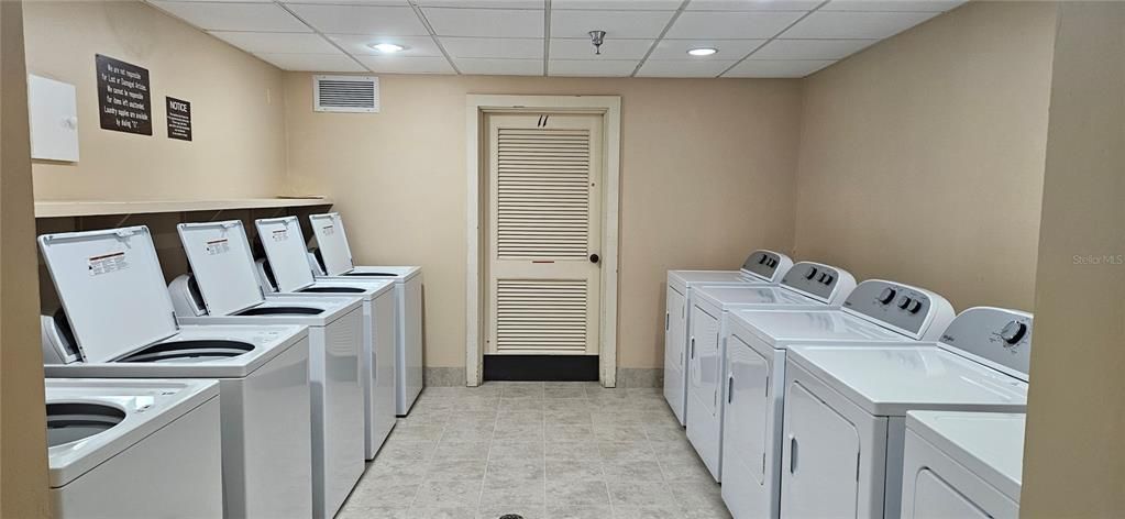 В аренду: $3,950 (2 спален, 2 ванн, 1210 Квадратных фут)