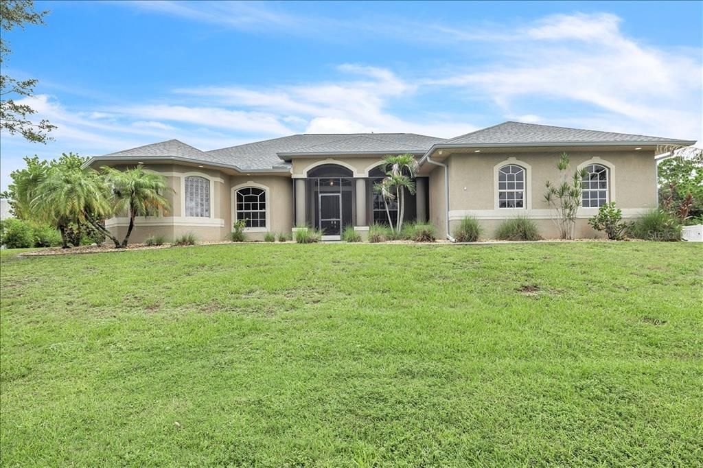 For Sale: $515,000 (3 beds, 2 baths, 2601 Square Feet)