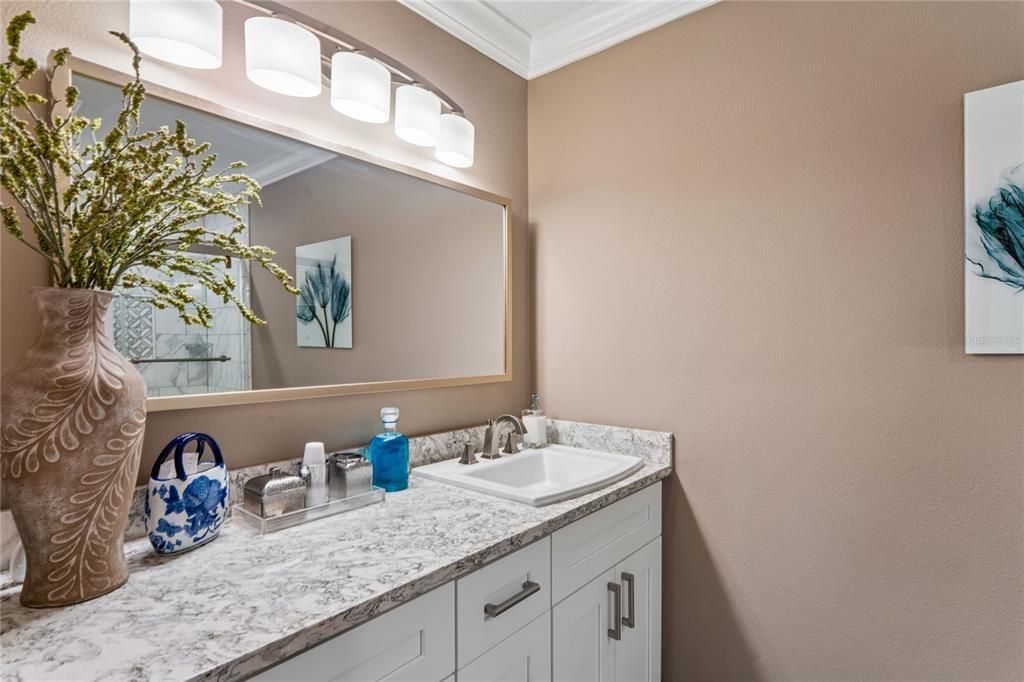 For Sale: $375,000 (3 beds, 2 baths, 1761 Square Feet)