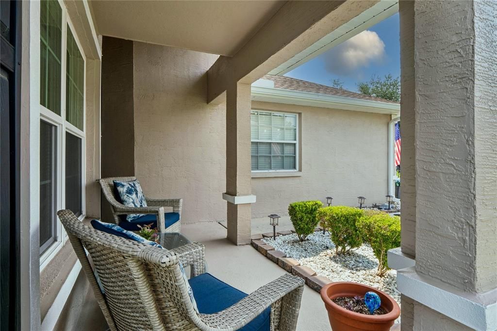 For Sale: $375,000 (3 beds, 2 baths, 1761 Square Feet)
