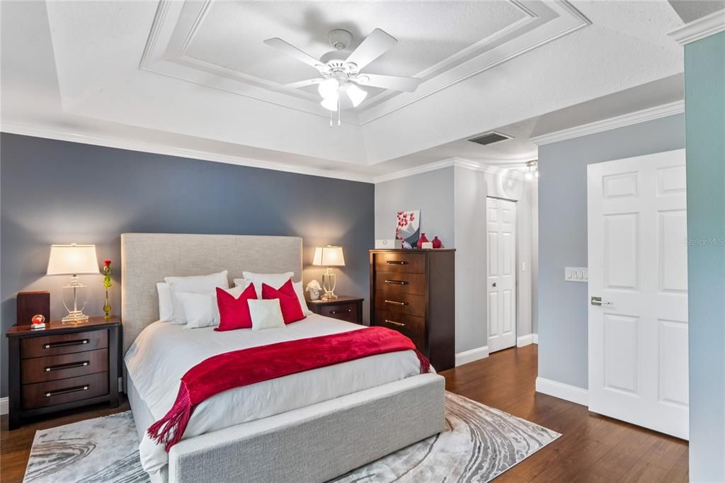 For Sale: $375,000 (3 beds, 2 baths, 1761 Square Feet)