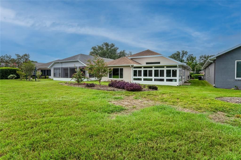 For Sale: $375,000 (3 beds, 2 baths, 1761 Square Feet)