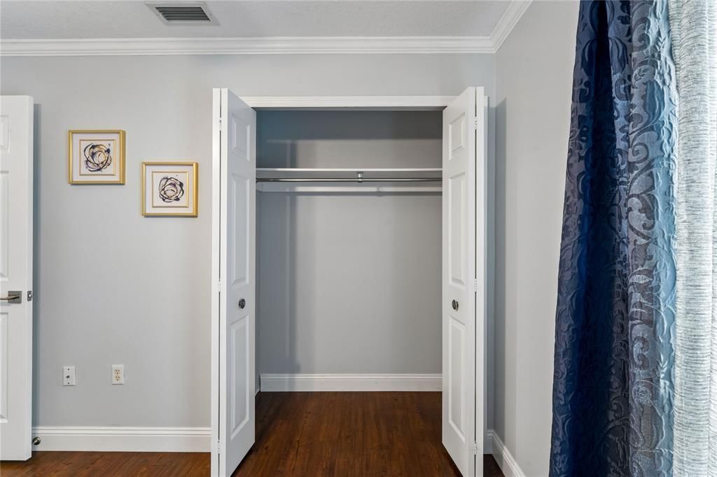 For Sale: $375,000 (3 beds, 2 baths, 1761 Square Feet)
