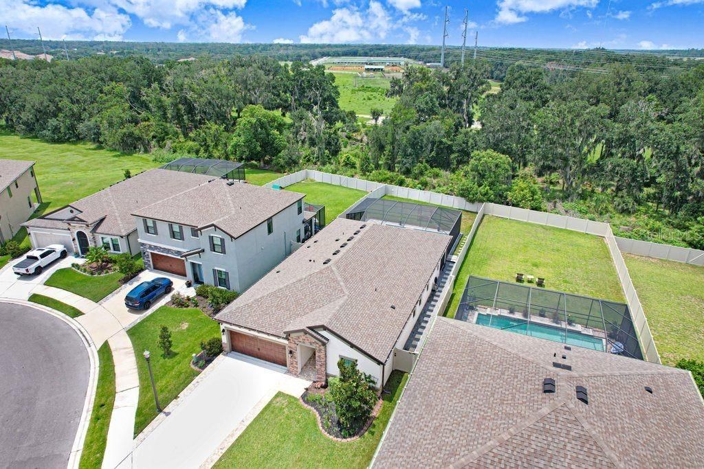 Activo con contrato: $525,000 (3 camas, 3 baños, 2125 Pies cuadrados)