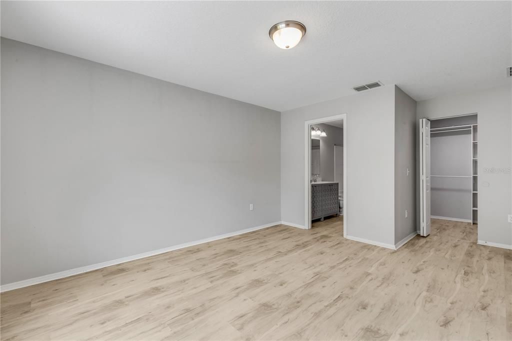 На продажу: $349,000 (3 спален, 2 ванн, 1428 Квадратных фут)