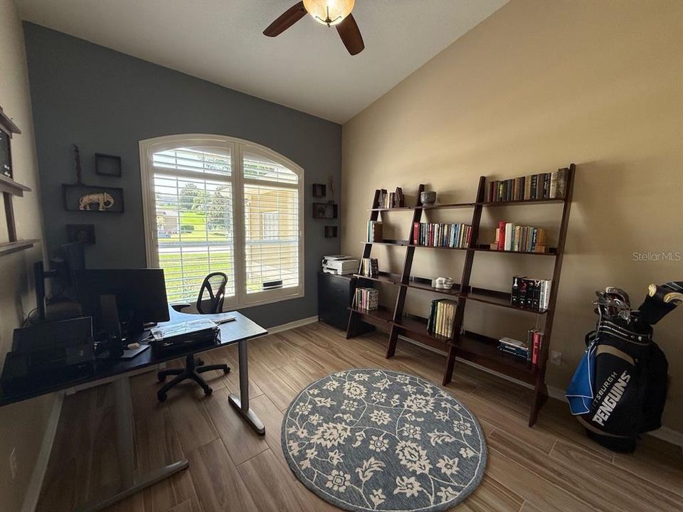 En Venta: $524,900 (3 camas, 2 baños, 2112 Pies cuadrados)