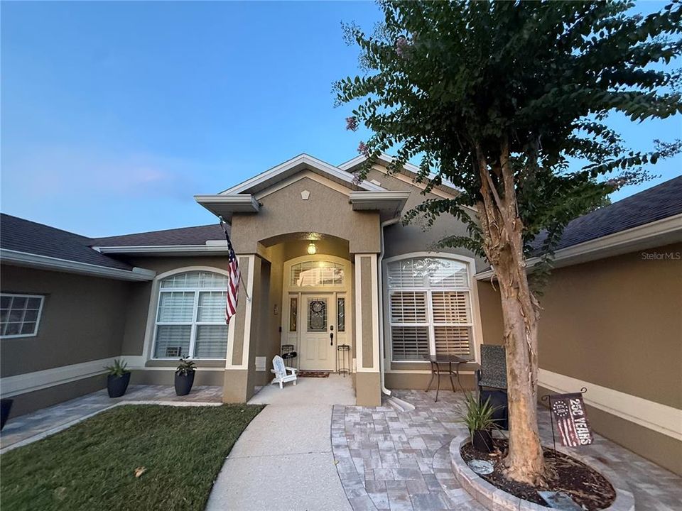 En Venta: $524,900 (3 camas, 2 baños, 2112 Pies cuadrados)