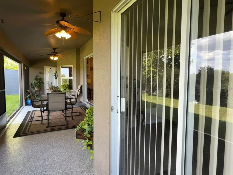 En Venta: $524,900 (3 camas, 2 baños, 2112 Pies cuadrados)