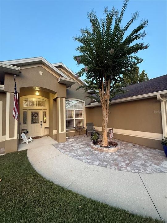 En Venta: $524,900 (3 camas, 2 baños, 2112 Pies cuadrados)