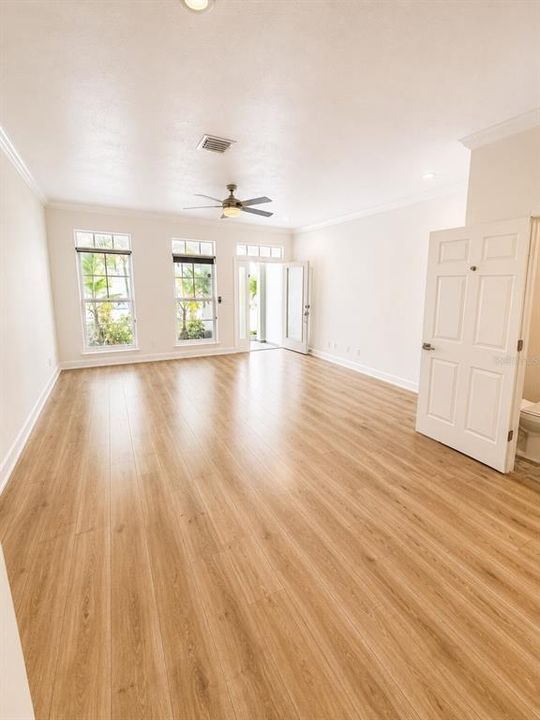 En Venta: $819,000 (3 camas, 2 baños, 1889 Pies cuadrados)