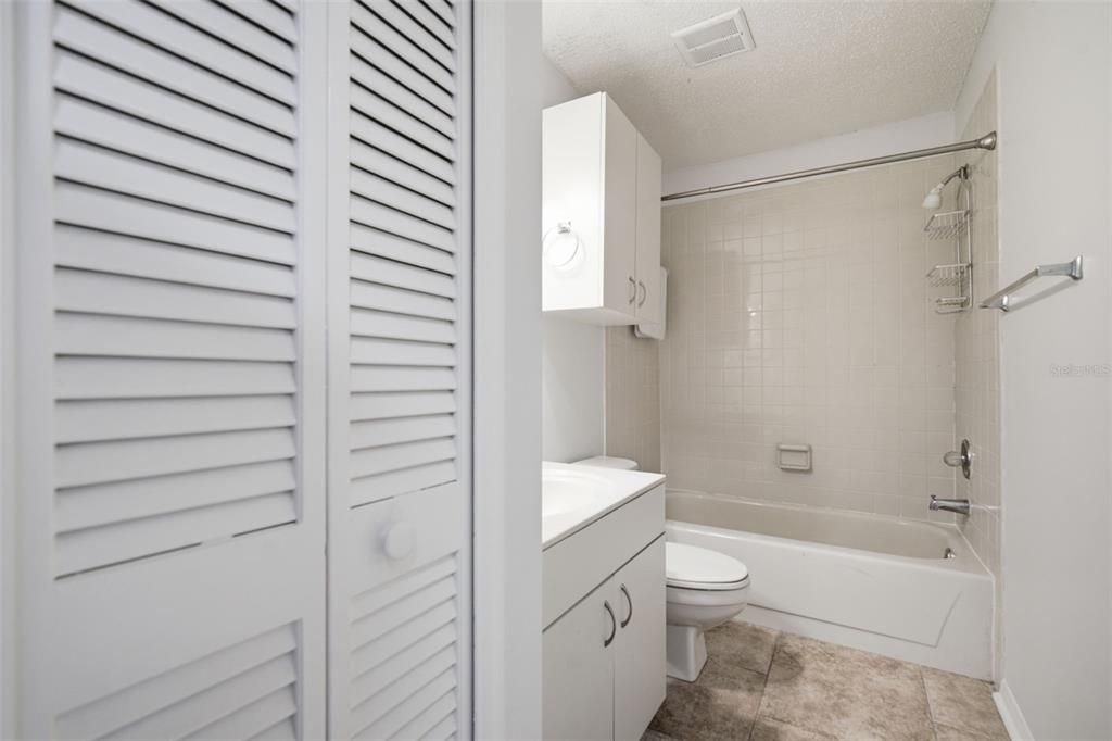 En Venta: $195,000 (2 camas, 2 baños, 1122 Pies cuadrados)