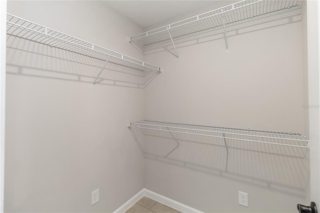 En Renta: $2,395 (3 camas, 2 baños, 1782 Pies cuadrados)