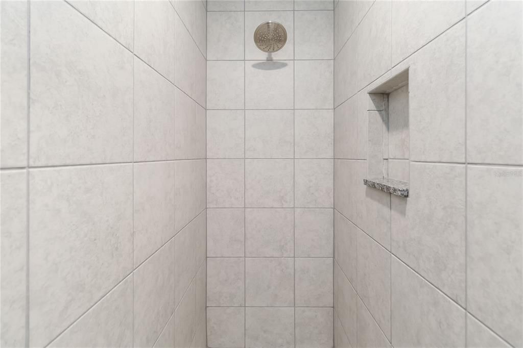 En Renta: $2,395 (3 camas, 2 baños, 1782 Pies cuadrados)