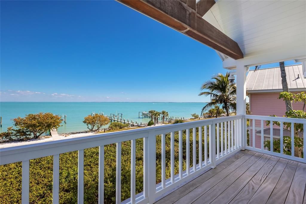For Sale: $5,600,000 (3 beds, 3 baths, 2714 Square Feet)