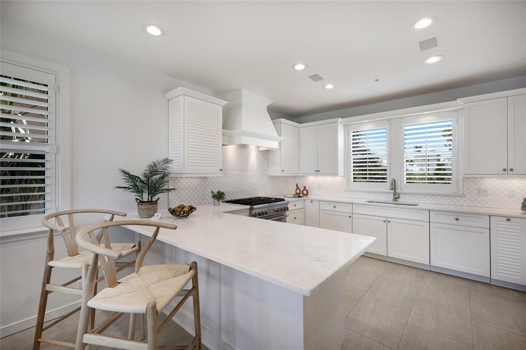 For Sale: $5,600,000 (3 beds, 3 baths, 2714 Square Feet)
