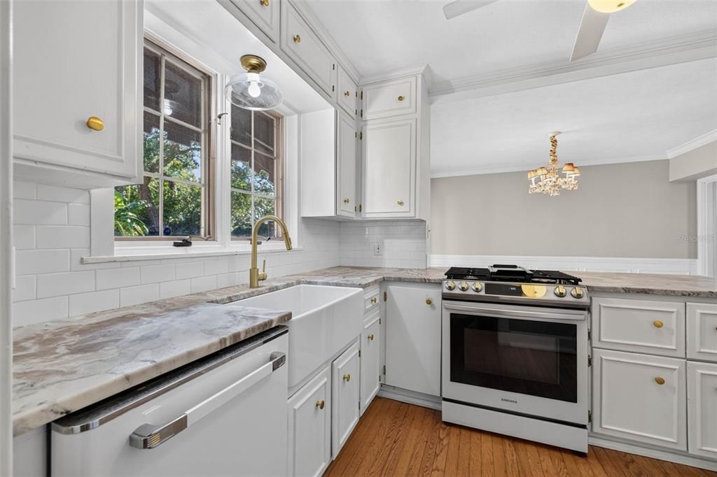 En Venta: $1,250,000 (2 camas, 2 baños, 1480 Pies cuadrados)