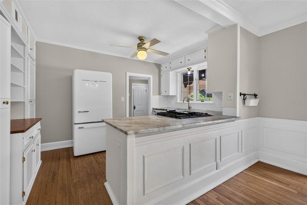 En Venta: $1,250,000 (2 camas, 2 baños, 1480 Pies cuadrados)
