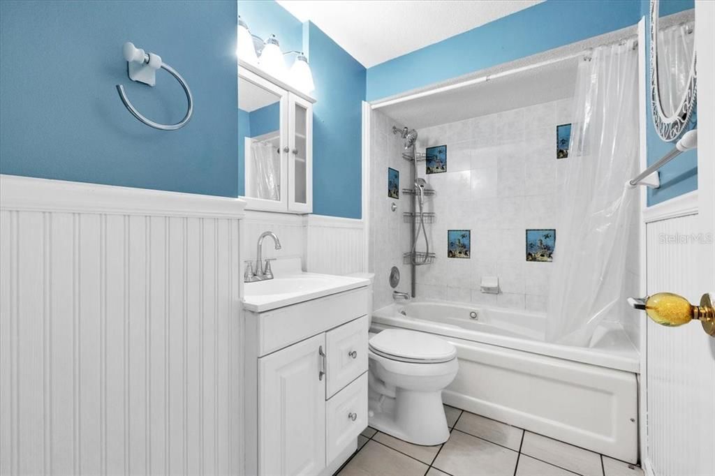 For Sale: $225,000 (3 beds, 2 baths, 1794 Square Feet)