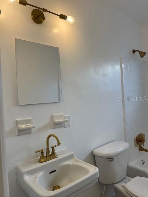 For Rent: $1,495 (2 beds, 1 baths, 1000 Square Feet)