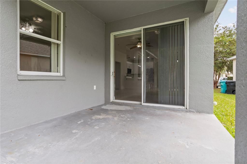 En Venta: $435,000 (4 camas, 2 baños, 1888 Pies cuadrados)