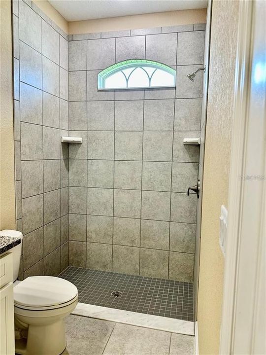 En Renta: $2,700 (3 camas, 2 baños, 1730 Pies cuadrados)