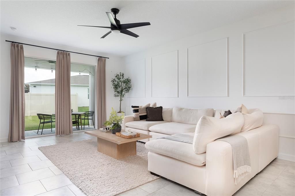 En Venta: $411,000 (3 camas, 2 baños, 2068 Pies cuadrados)