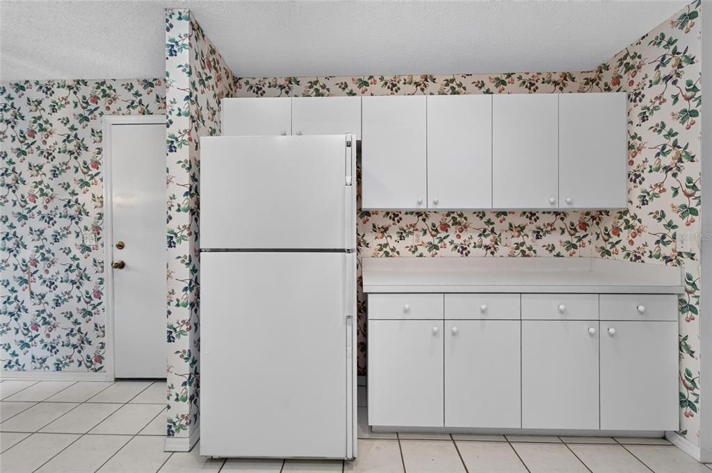 На продажу: $179,900 (2 спален, 2 ванн, 1550 Квадратных фут)