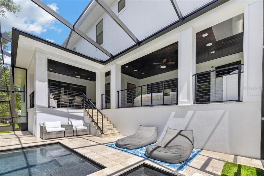 En Venta: $3,499,000 (5 camas, 4 baños, 5077 Pies cuadrados)