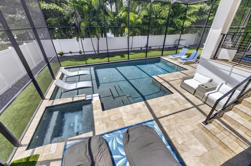En Venta: $3,499,000 (5 camas, 4 baños, 5077 Pies cuadrados)