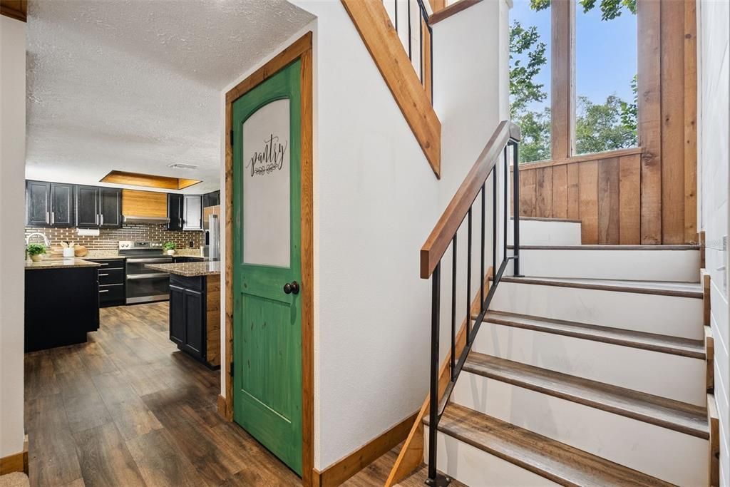 На продажу: $425,000 (3 спален, 2 ванн, 2161 Квадратных фут)