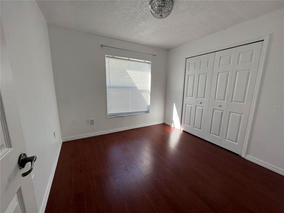 For Rent: $1,950 (3 beds, 2 baths, 1054 Square Feet)