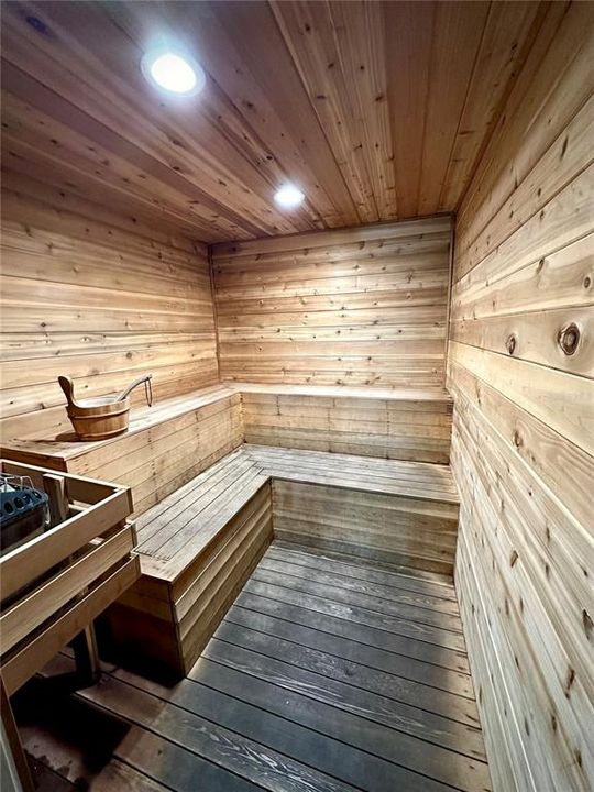 : $449,000 (3 camas, 2 baños, 1698 Pies cuadrados)