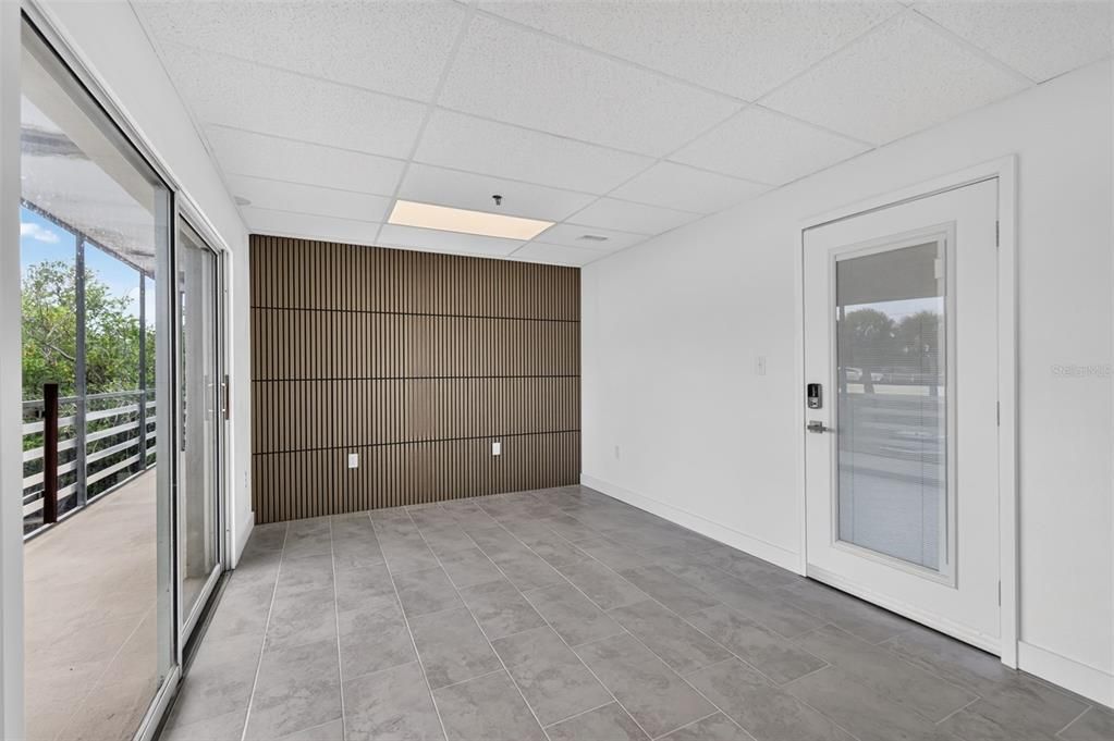 For Sale: $175,000 (0 beds, 0 baths, 968 Square Feet)