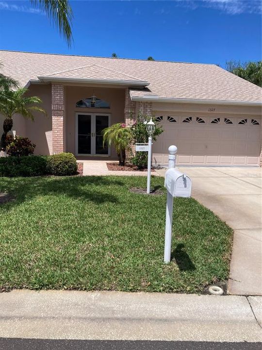 For Rent: $2,400 (2 beds, 2 baths, 1669 Square Feet)