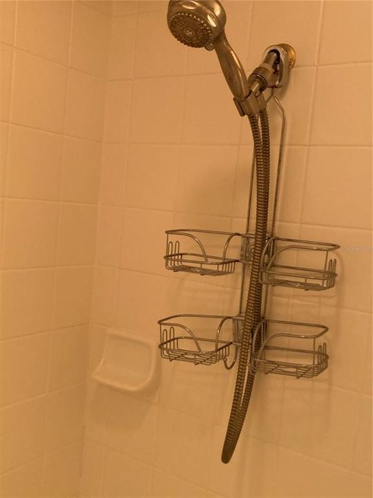 For Rent: $2,400 (2 beds, 2 baths, 1669 Square Feet)