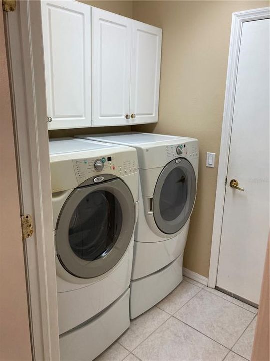 For Rent: $2,400 (2 beds, 2 baths, 1669 Square Feet)
