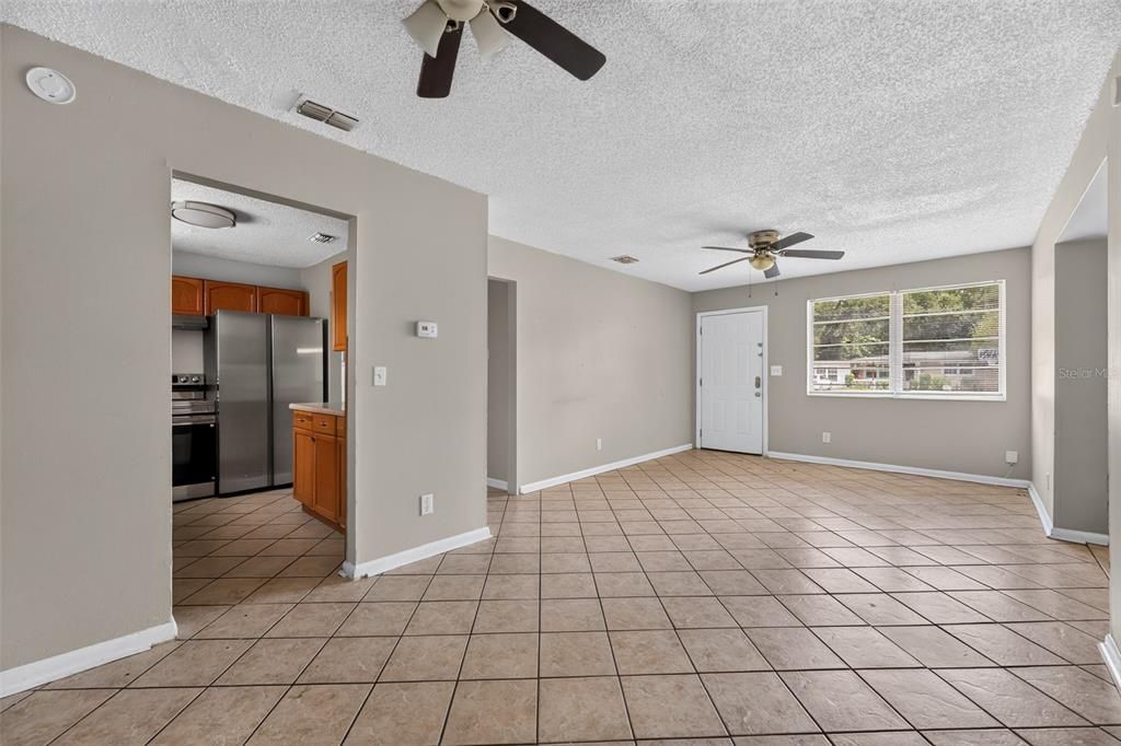 Active With Contract: $170,000 (3 beds, 2 baths, 1351 Square Feet)