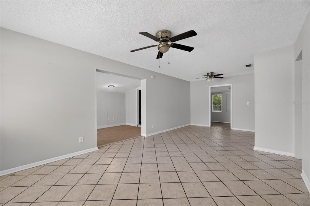 Active With Contract: $170,000 (3 beds, 2 baths, 1351 Square Feet)