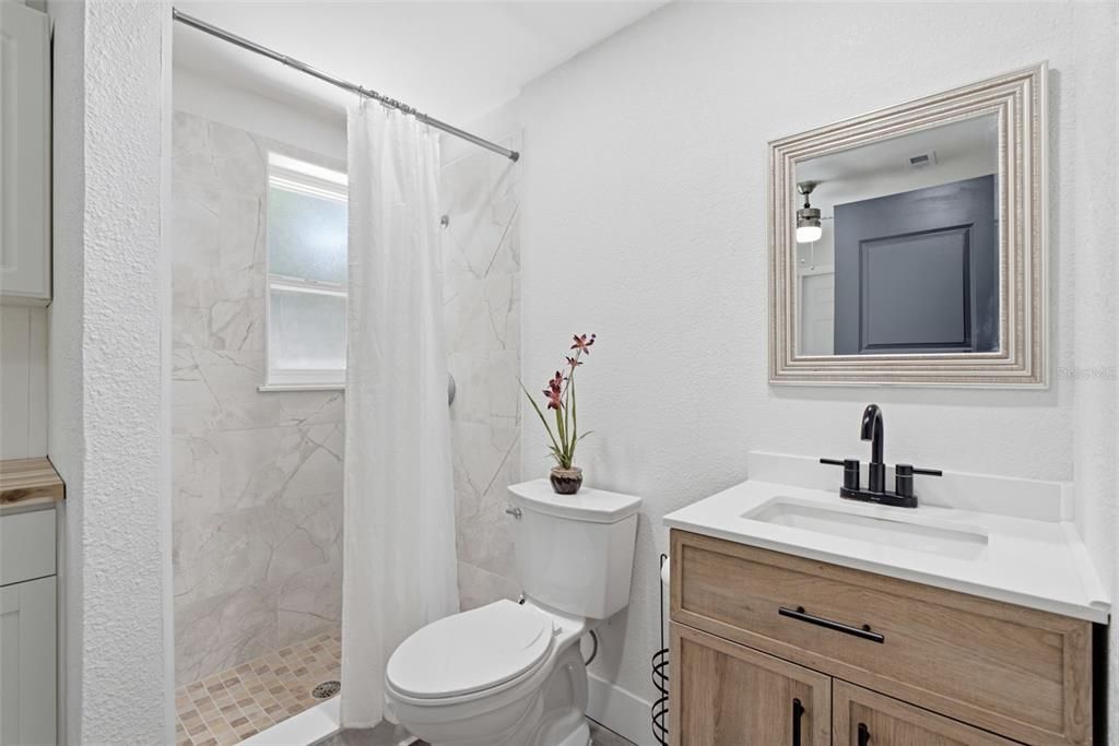 For Sale: $447,500 (3 beds, 2 baths, 1305 Square Feet)