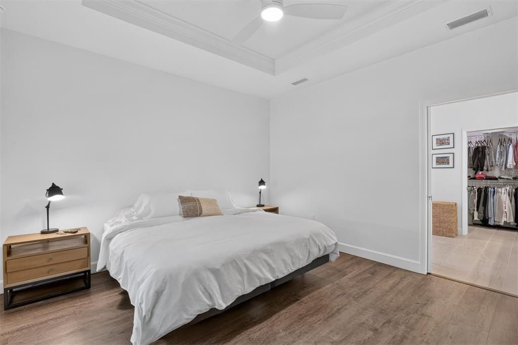 En Renta: $2,900 (3 camas, 2 baños, 2427 Pies cuadrados)
