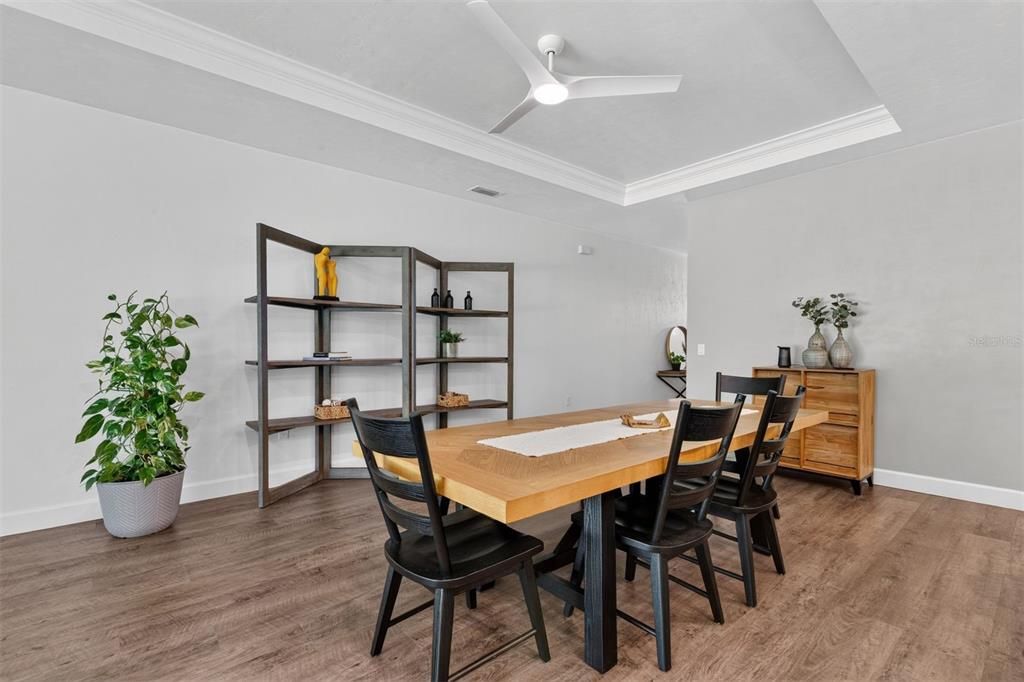 En Renta: $2,900 (3 camas, 2 baños, 2427 Pies cuadrados)