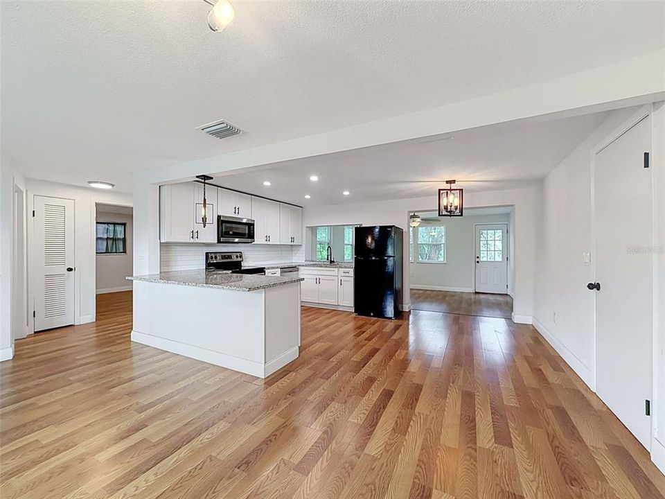 Activo con contrato: $199,000 (2 camas, 1 baños, 998 Pies cuadrados)