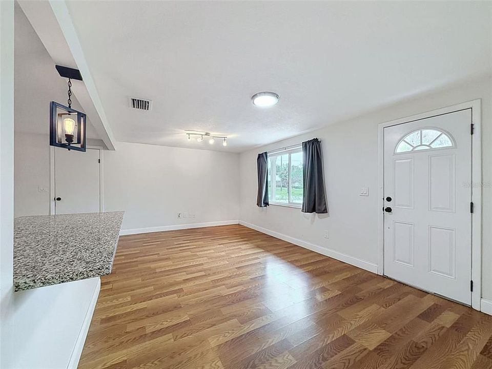Activo con contrato: $199,000 (2 camas, 1 baños, 998 Pies cuadrados)