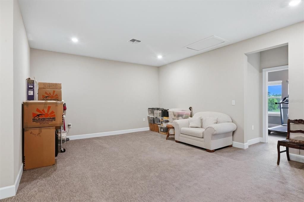 For Sale: $1,150,000 (5 beds, 5 baths, 4079 Square Feet)
